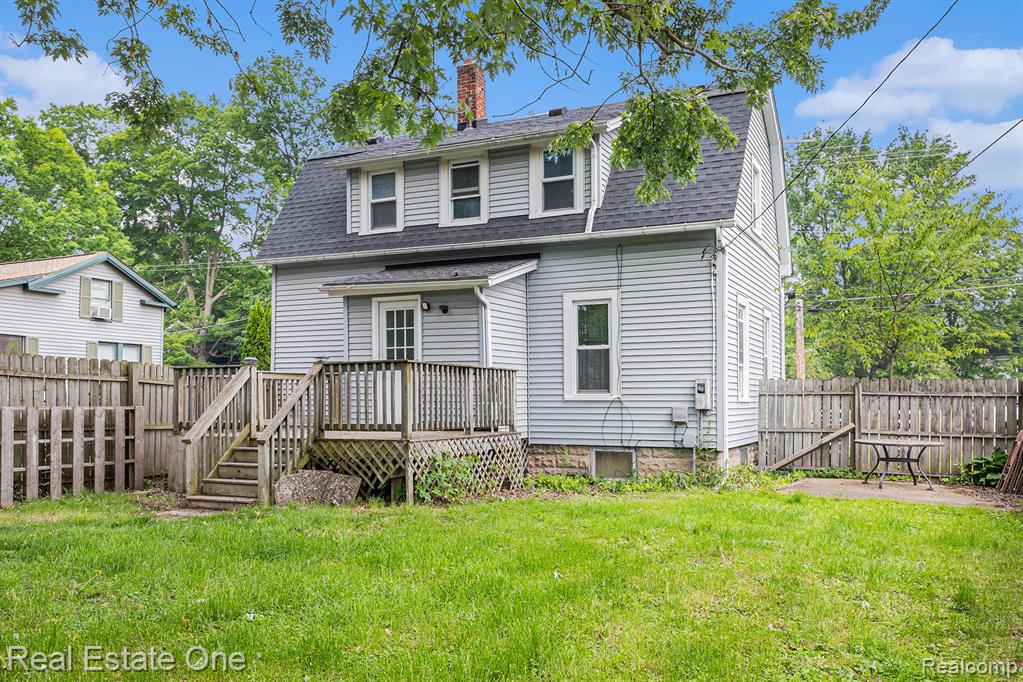 205 School Street, Almont, MI 48003 — Photo 16