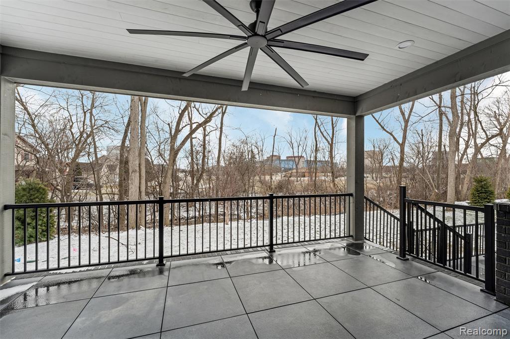 66 South Trail Court, Troy, MI 48083 — Photo 23