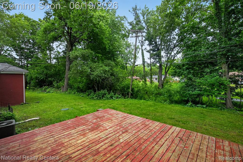 360 Woodland Drive, South Lyon, MI 48178 — Photo 57