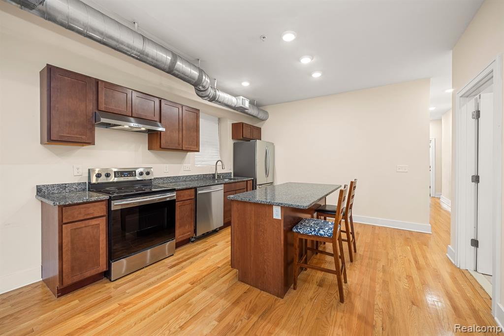 524 E Kirby Street, Detroit, MI 48202 — Photo 7