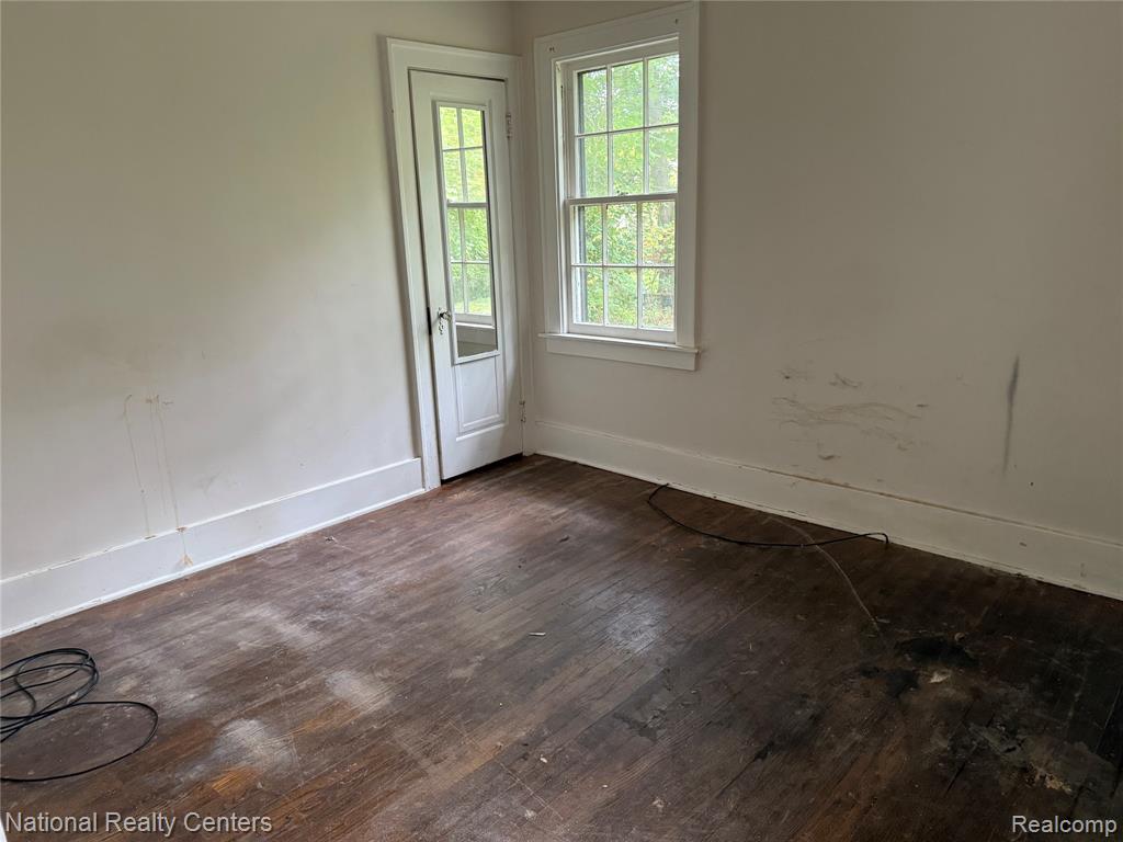 345 Colonial Lane, Algonac, MI 48001 — Photo 14