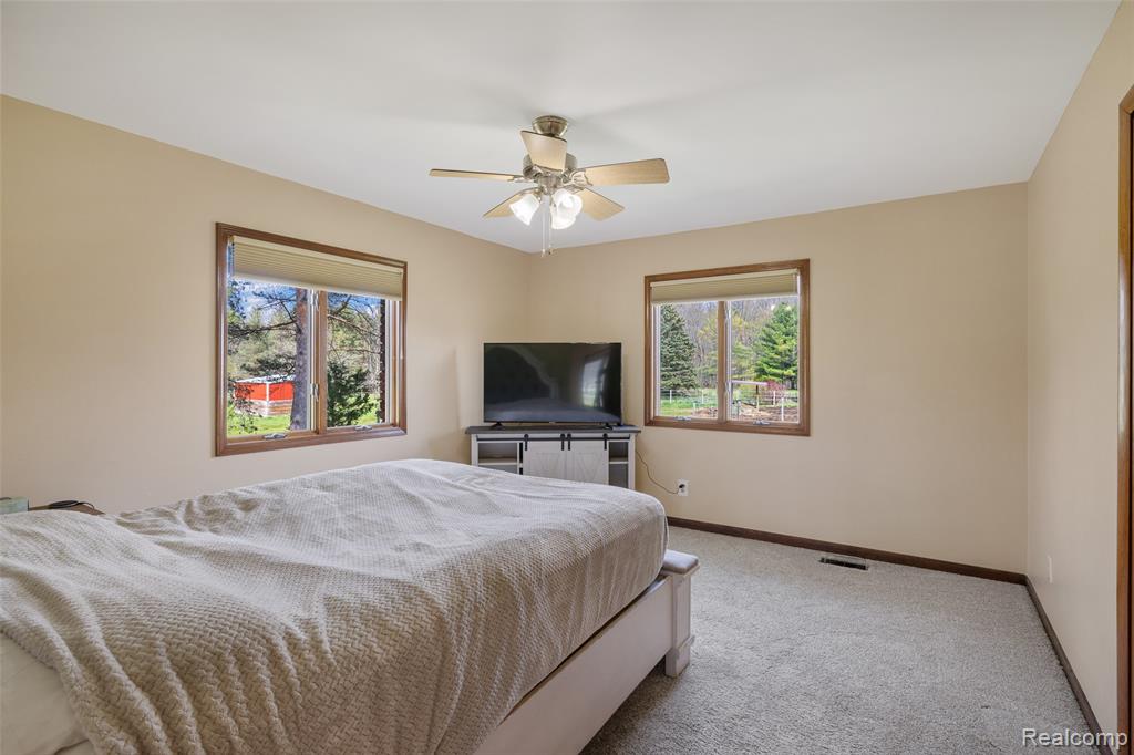 4425 Bethuy Road, Casco, MI 48064 — Photo 31