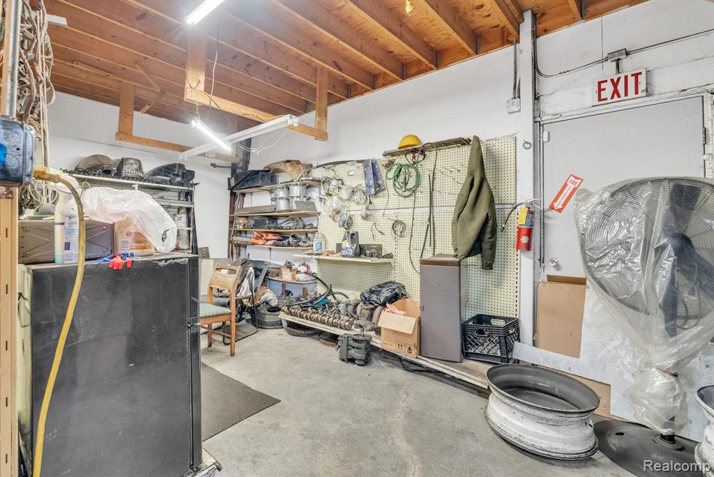 1475 S Newburgh Road, Westland, MI, 48186