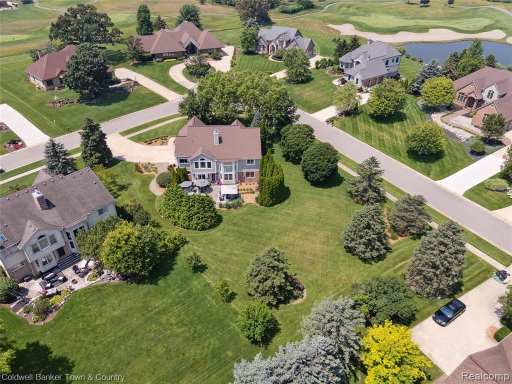 324 Nairn Circle, Highland, MI — Photo 84