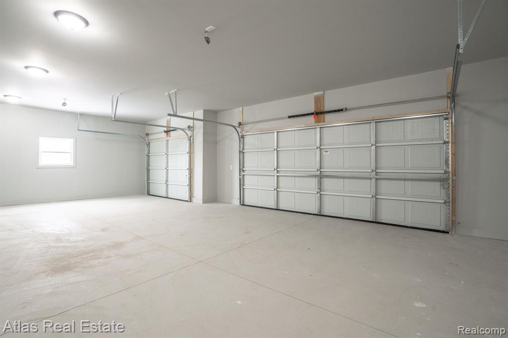 11289 Green Road, Goodrich Vlg, MI — Photo 41