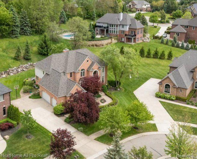 18730 MARBLE HEAD Drive, Northville, MI 48168 — Photo 51