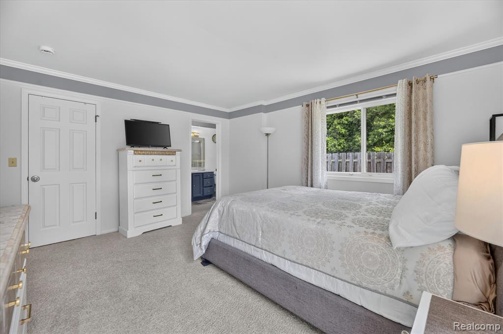 6407 Western Way, Flint, MI 48532 — Photo 21