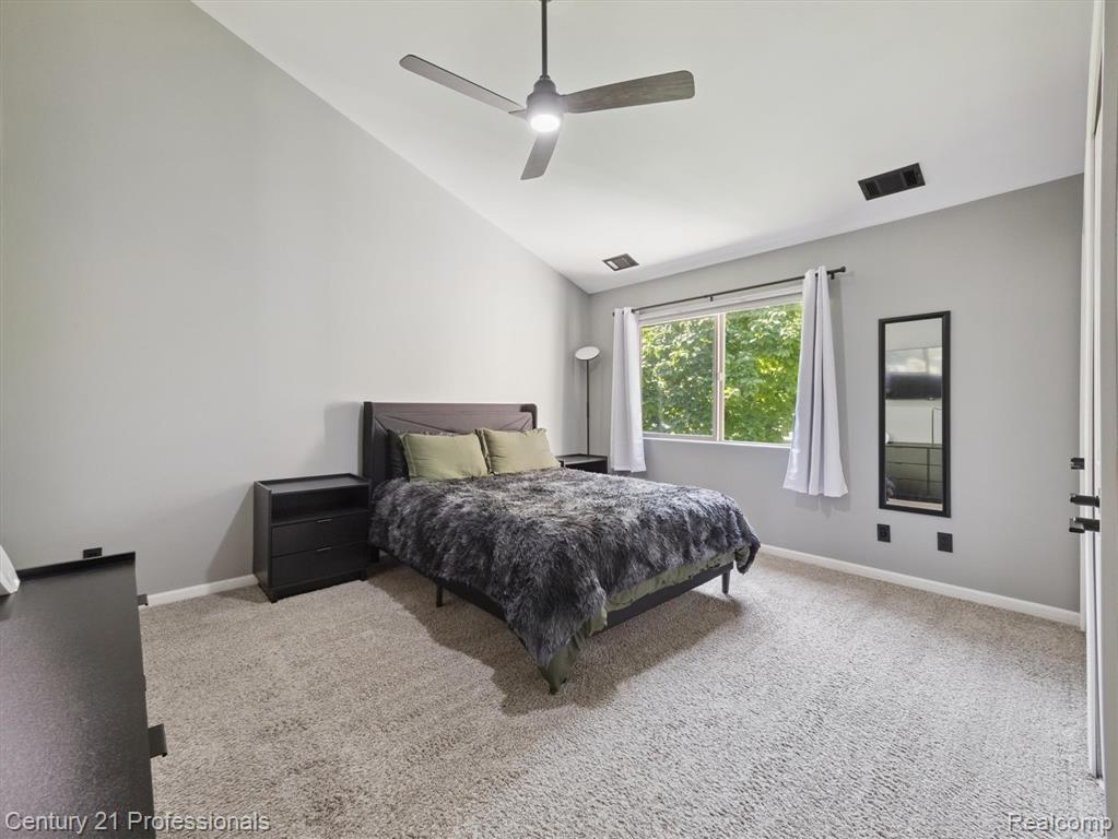 41027 Rose Lane, Clinton Twp, MI 48036 — Photo 23