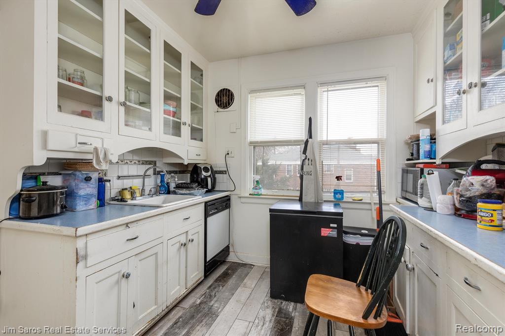 4537 KENSINGTON Avenue, Detroit, MI 48224 — Photo 6