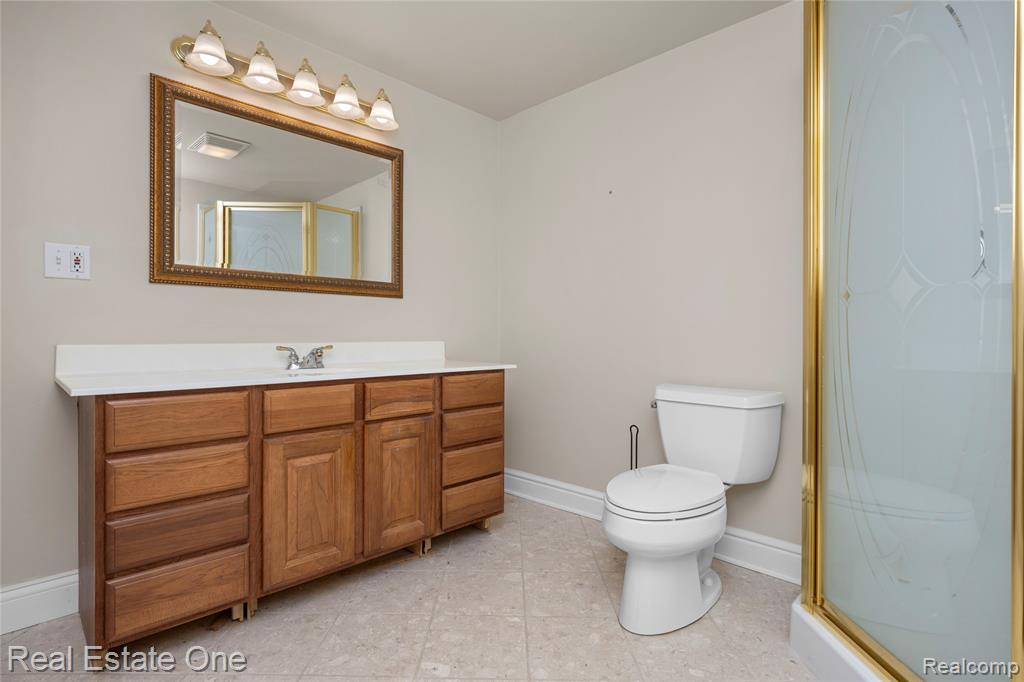 16222 Pine Lake Forest Court, Linden, MI 48451 — Photo 41