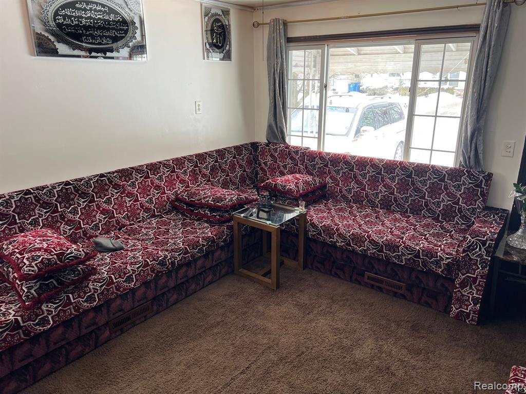 5621 HARDING Street, Dearborn Heights, MI 48125 — Photo 3