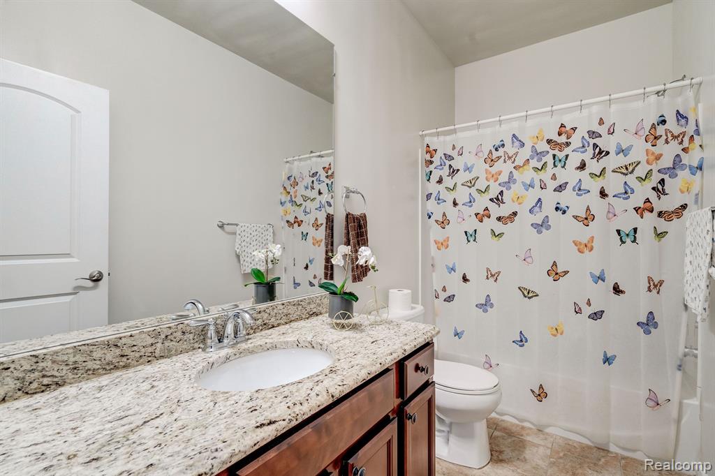 2247 PALMETTO, Commerce Twp, MI 48382 — Photo 24