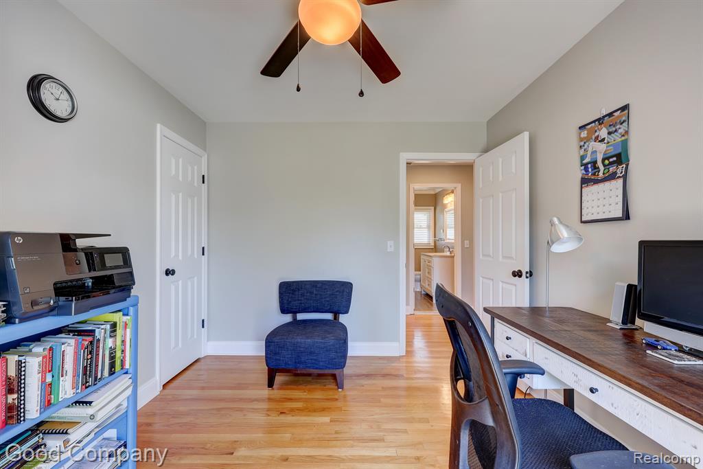 703 E BLOOMFIELD Avenue, Royal Oak, MI 48073 — Photo 28