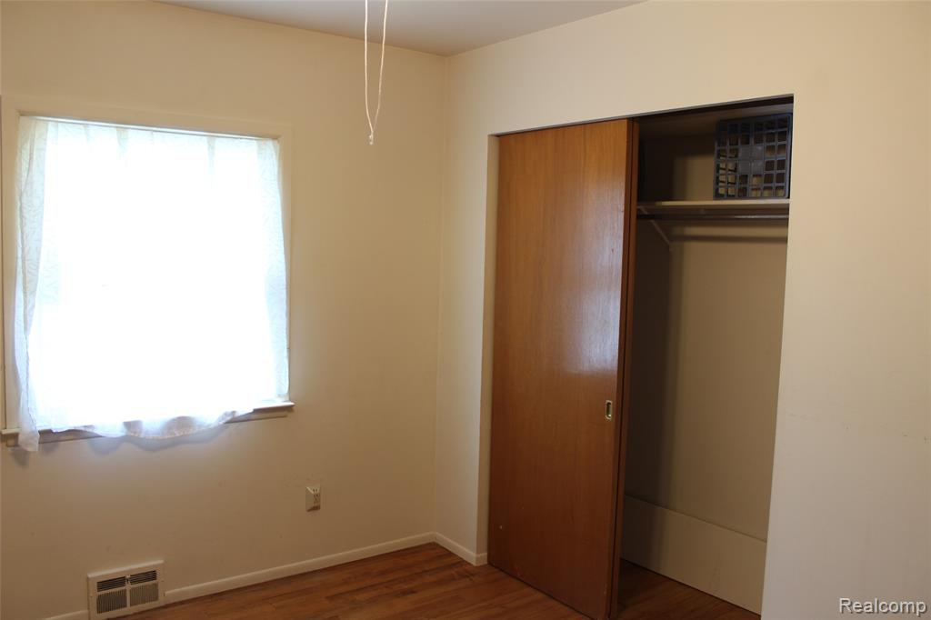 4037 Sandy Creek Drive, Utica, MI 48316 — Photo 14