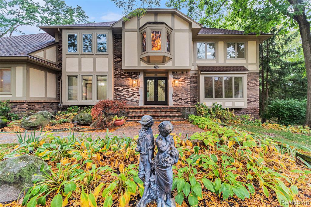 790 Hidden Pine Road Road, Bloomfield Hills, MI 48304 — Photo 2