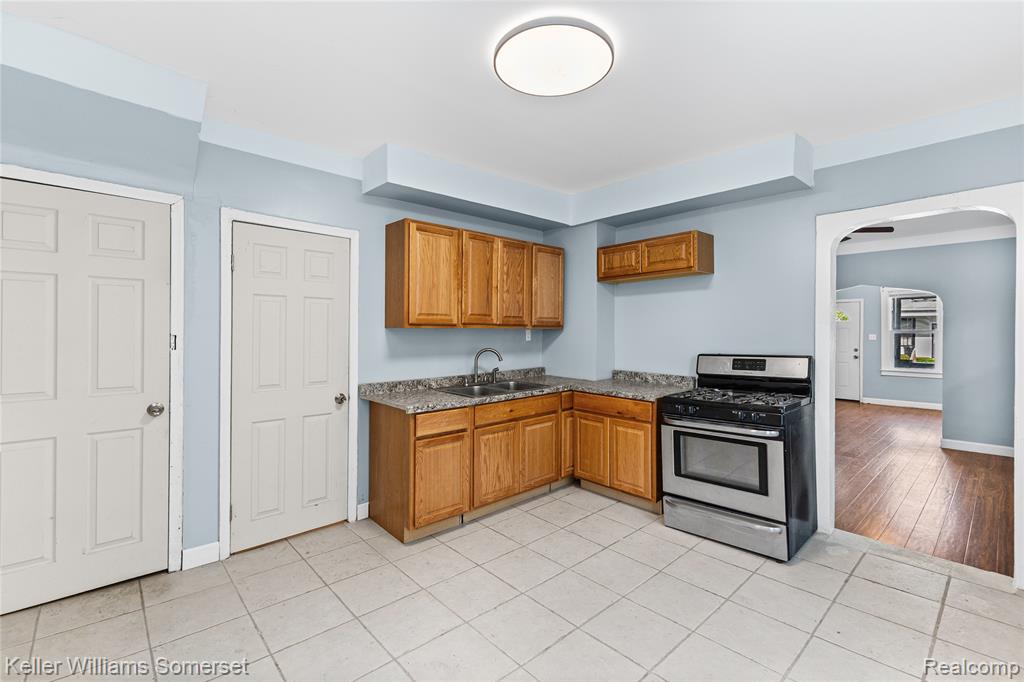 17167 Hasse Street, Hamtramck, MI 48212 — Photo 17