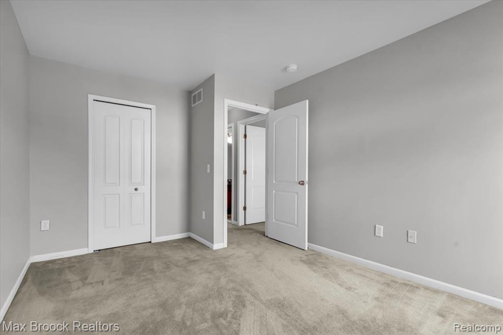 54265 Birchwood Drive, South Lyon, MI 48178 — Photo 32