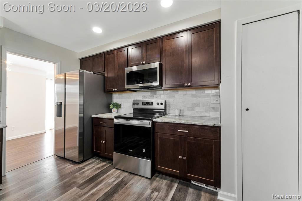 17220 W 13 Mile Road, Beverly Hills, MI 48025 — Photo 13