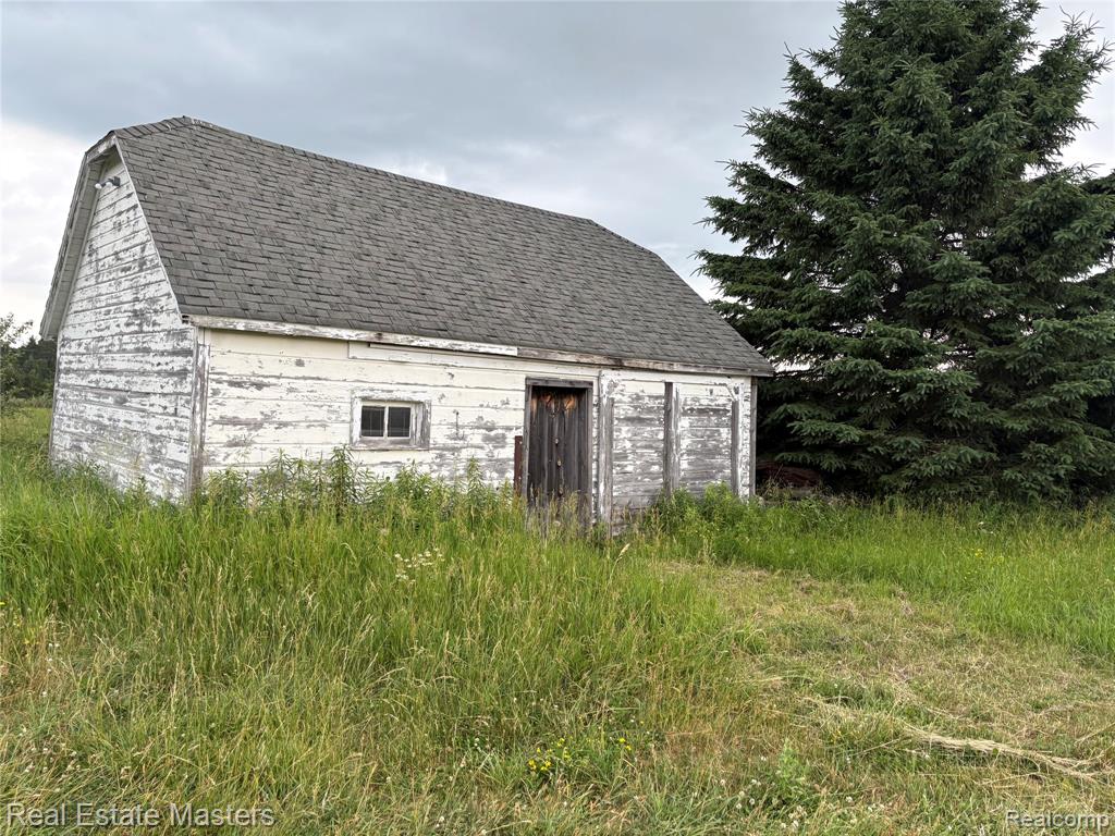 300 W Hubert Road, Spruce, MI — Photo 5