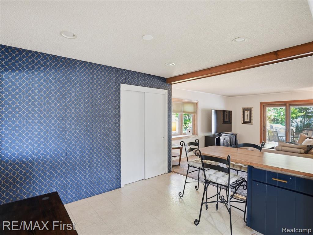 21213 Centennial Street, Saint Clair Shores, MI 48081 — Photo 11