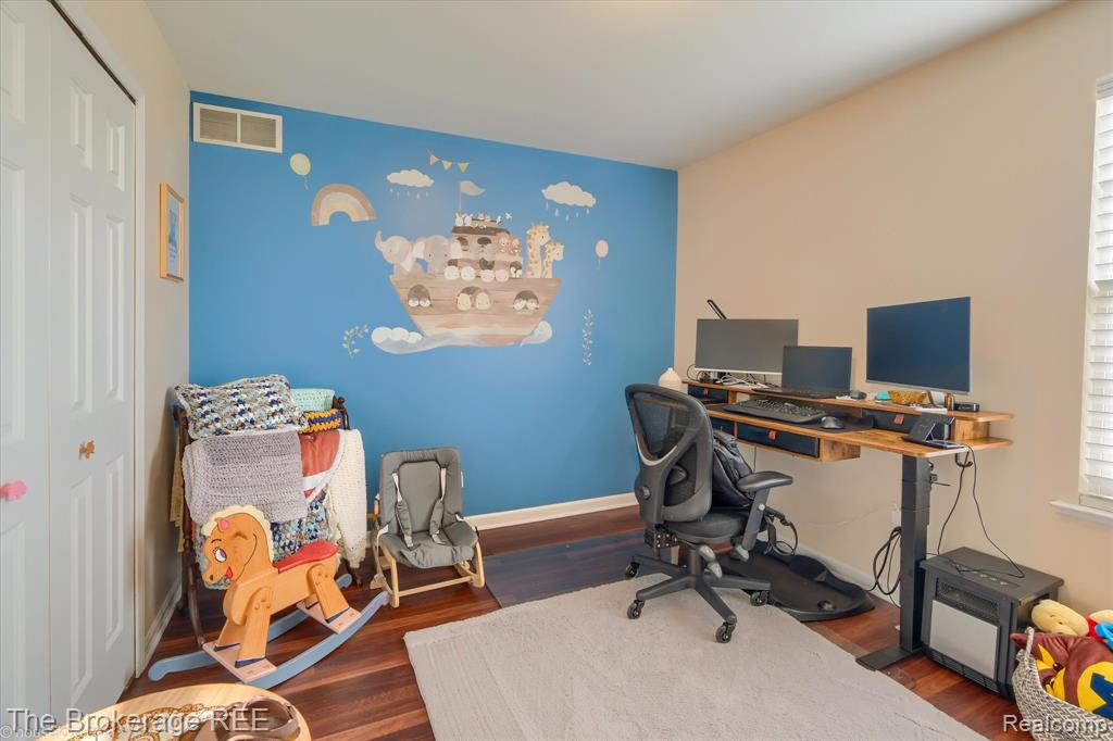 5281 Magnolia Drive, Grand Blanc, MI 48439 — Photo 37