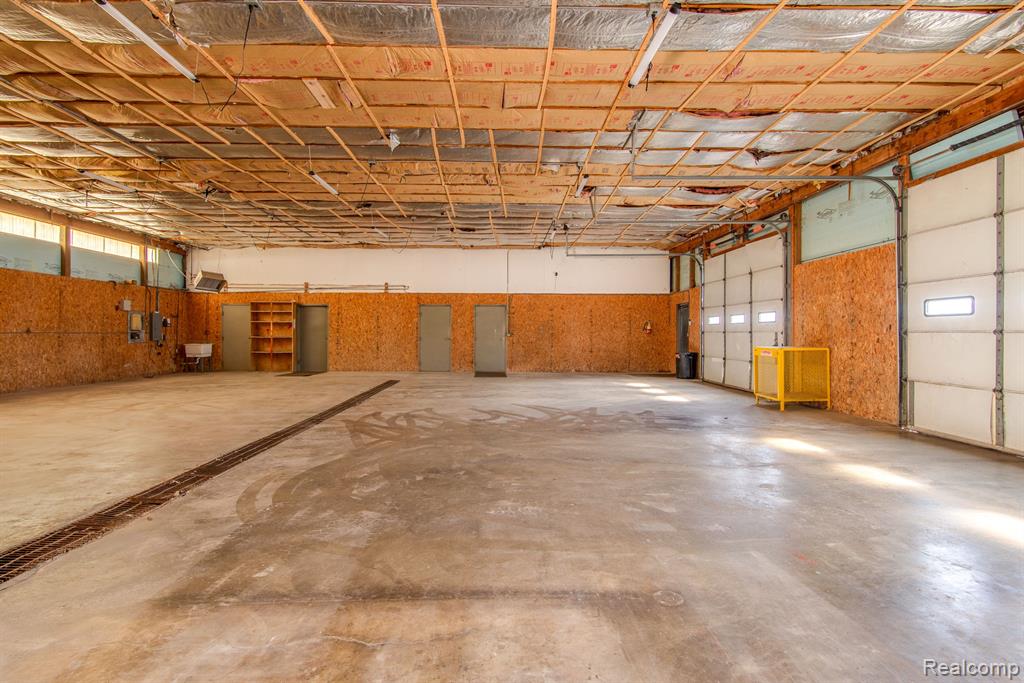 5087 N MICHIGAN Road, Saginaw, MI 48604 — Photo 16