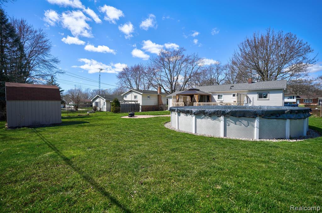 4342 SUNNYMEAD Avenue, Burton, MI 48519 — Photo 5