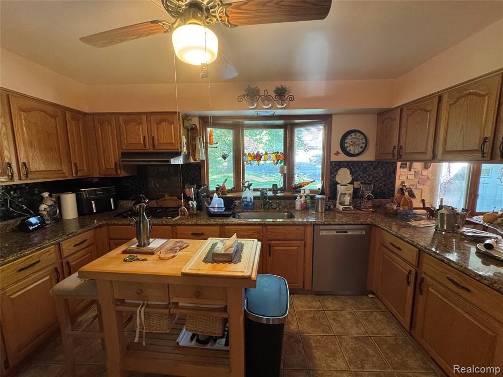 1448 Inwoods Circle, Bloomfield Hills, MI 48302 — Photo 14