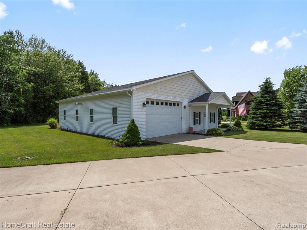 108 Densel Court, Jackson, MI 49201 — Photo 47