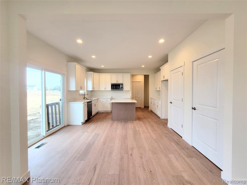 13300 Westwinds Drive - Photo 3