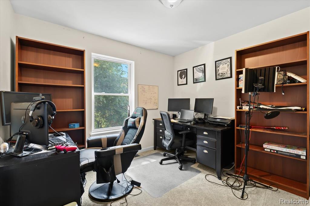 9832 Brookfield Drive, Brighton, MI 48116 — Photo 16
