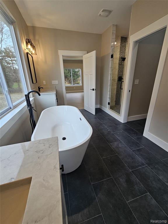 49287 London Bridge Drive, Macomb, MI 48044 — Photo 13