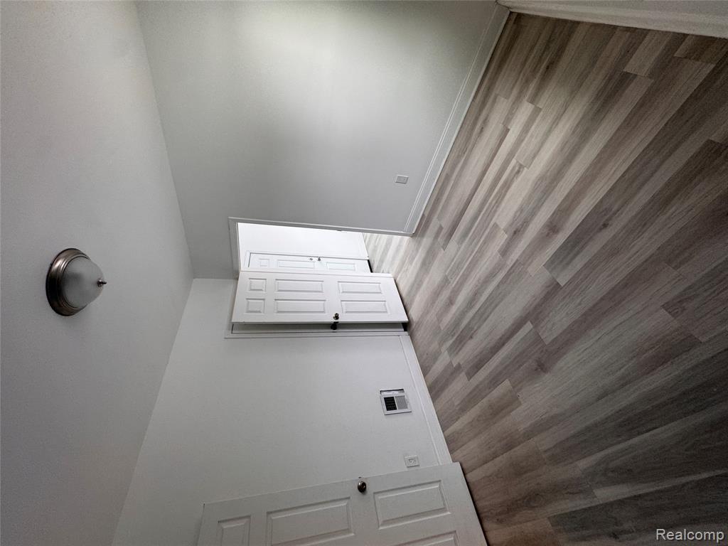 8569 Quincy, Detroit, MI 48204 — Photo 6