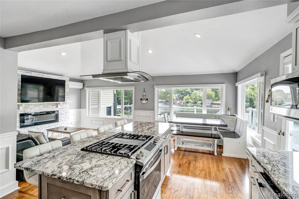 533 Bellevue Avenue, Lake Orion, MI 48362 — Photo 30