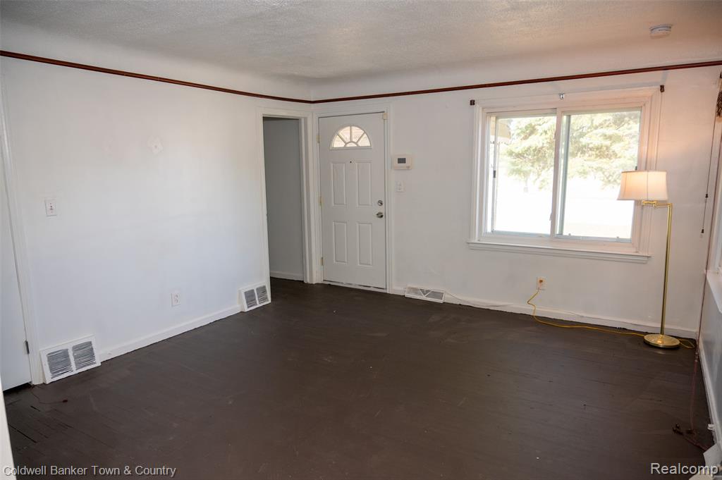 4705 S Middlebelt Road, Westland, MI 48186 — Photo 9