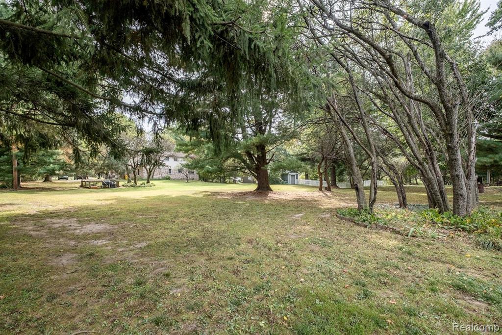 8911 W Gates Street, Bruce, MI 48065 — Photo 52