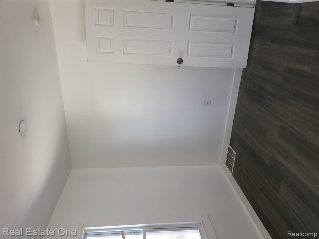18603 Mackay Street, Detroit, MI 48234 — Photo 8