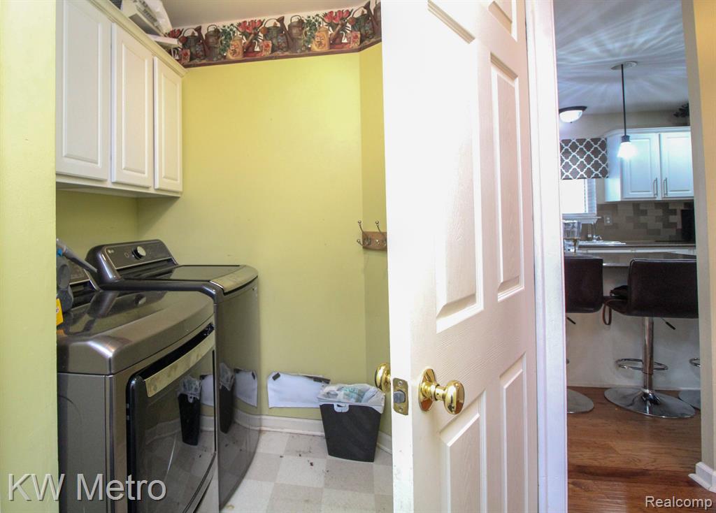 47037 REENE Drive, Belleville, MI 48111 — Photo 29