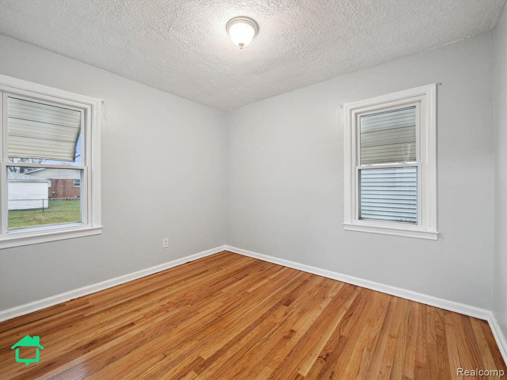 4493 17th Street, Wyandotte, MI 48192 — Photo 18