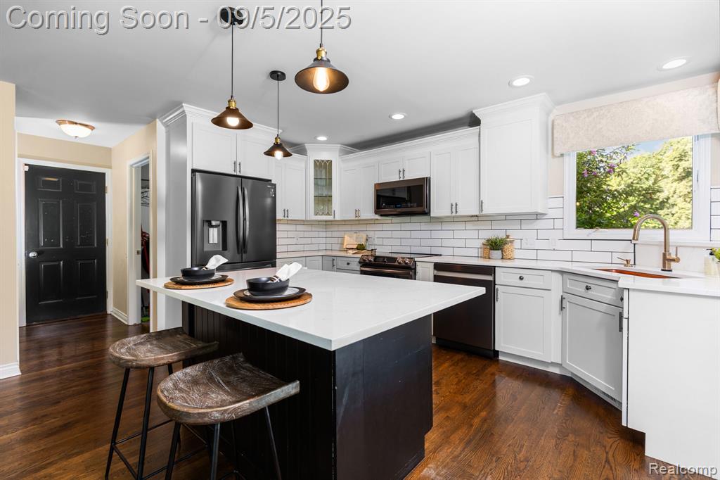 7750 Stout Avenue, Grosse Ile, MI 48138 — Photo 9