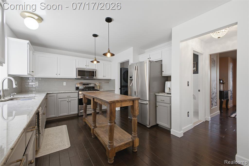49324 Stratford Drive, New Baltimore, MI 48047 — Photo 19
