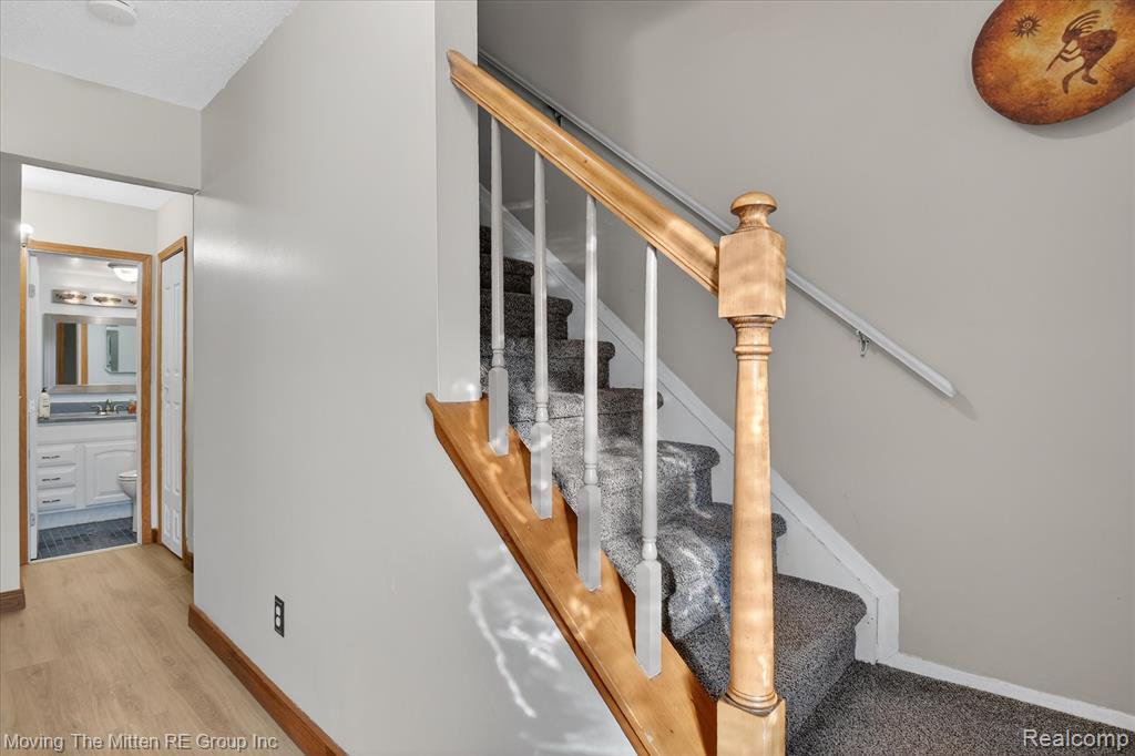 13153 Lake Point Boulevard, Belleville, MI 48111 — Photo 7