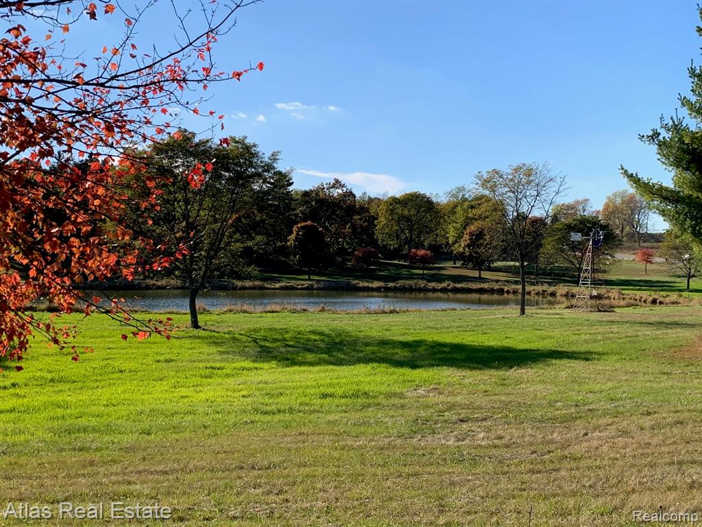 10020 Strawberry Trail, Goodrich Vlg, MI