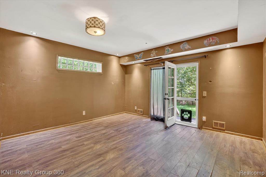 751 Maury Place, Howell, MI 48843 — Photo 21