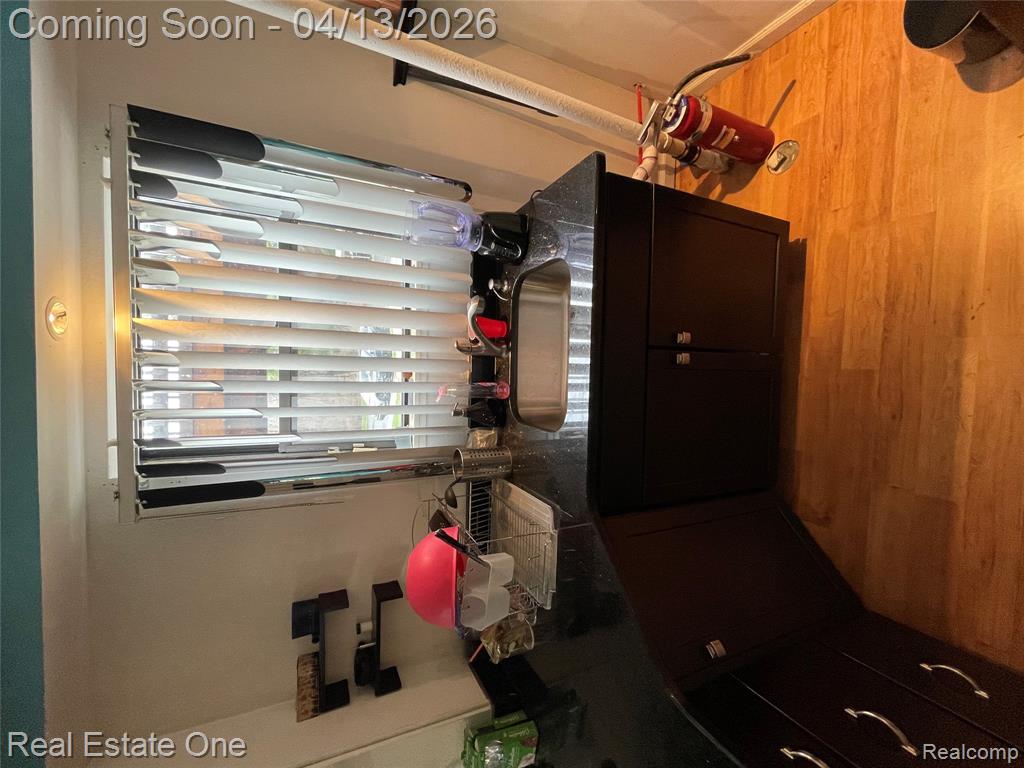 24738 Cashmere Court, 120, Southfield, MI 48033 — Photo 23