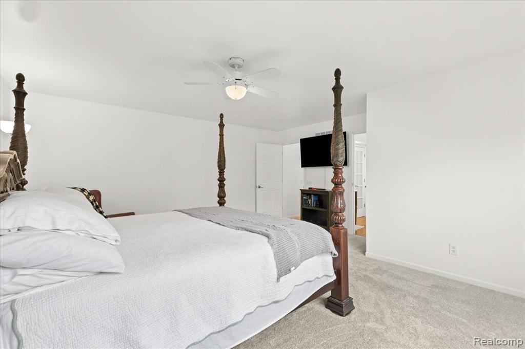 45273 Yorkshire Drive, Novi, MI — Photo 21