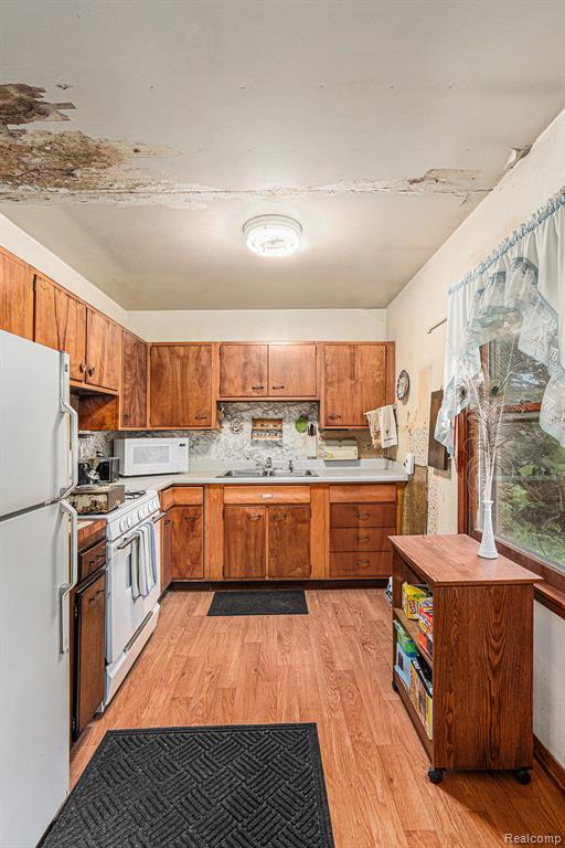 548 Munger Road, Holly, MI 48442 — Photo 8