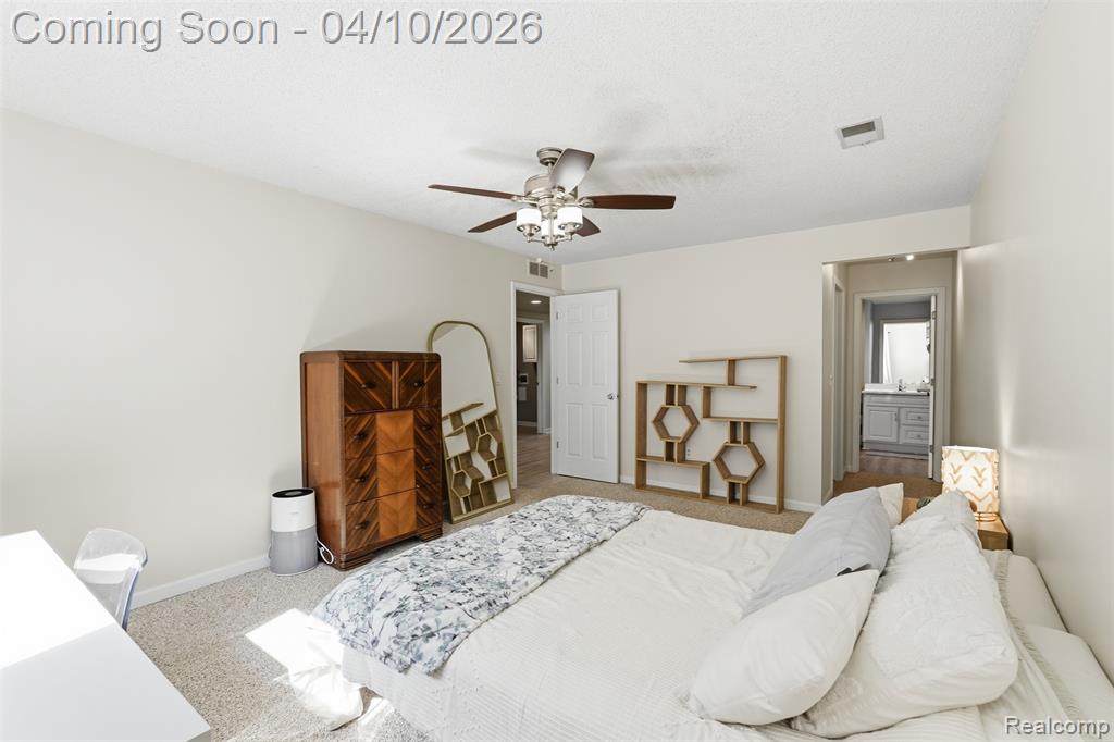 4964 Oak Hill Drive, Waterford, MI 48329 — Photo 15