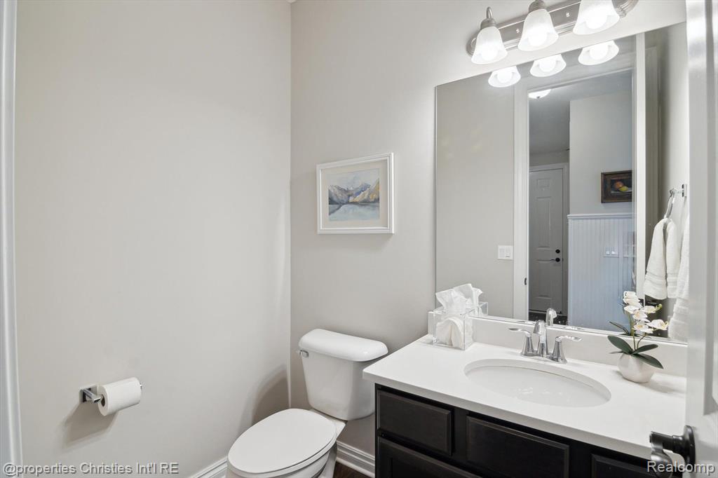 47660 WALES, Northville, MI 48167 — Photo 37