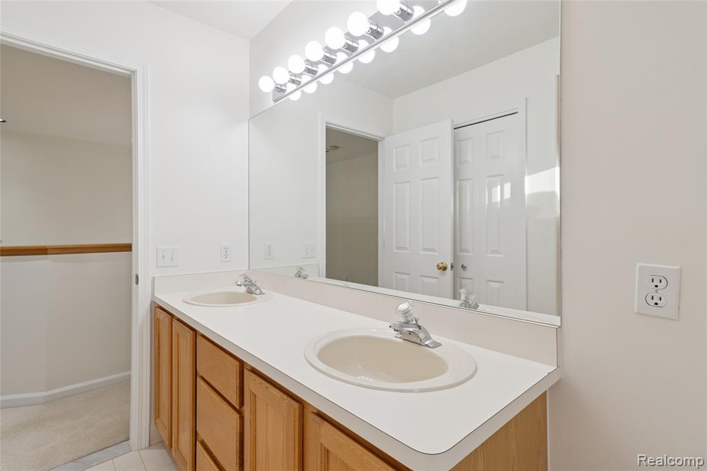 47691 Royal Pointe Drive, Canton, MI 48187 — Photo 30